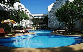 Naklua Beach Resort Pattaya